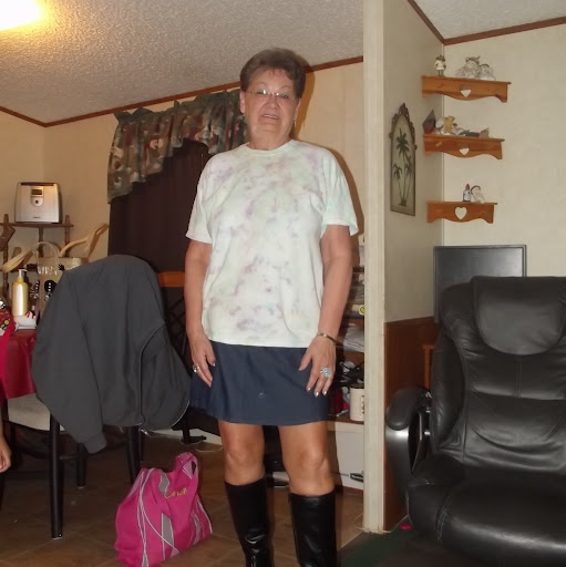 Sandra Farnsworth Photo 21