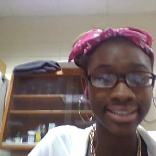 Lashondra Brown Photo 17