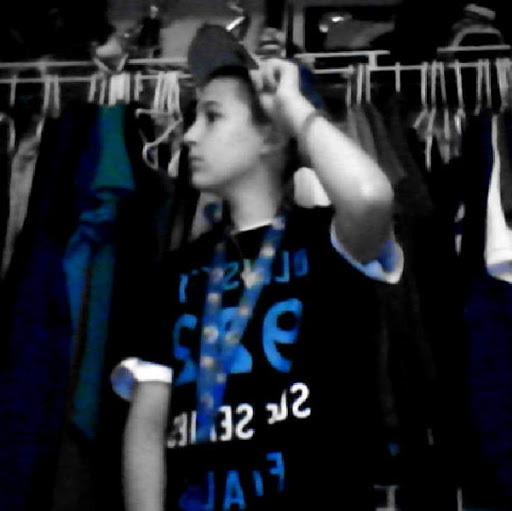 Dylan Brown Photo 13