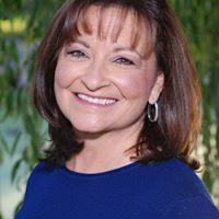 Vicki Stone Photo 29