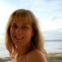 Lynn Swift Photo 23