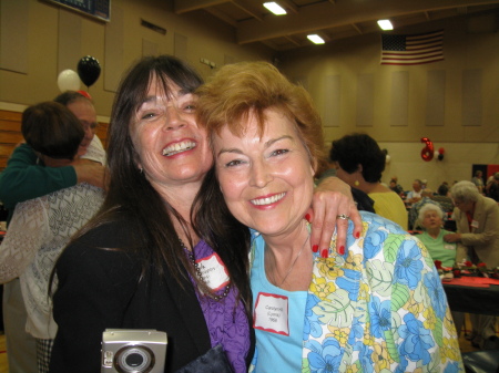 Carolyn Lyons Photo 14
