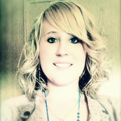 Jessica Schmidt Photo 8