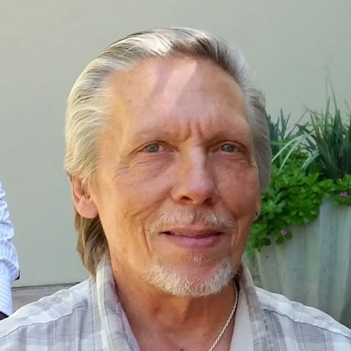 Douglas Carlson Photo 15