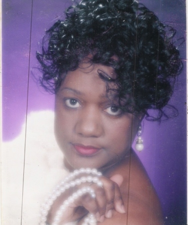 Linda Bell Photo 27