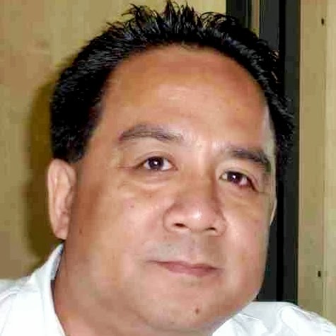 Roberto Castro Photo 44