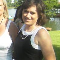 Michelle Baucom Photo 15