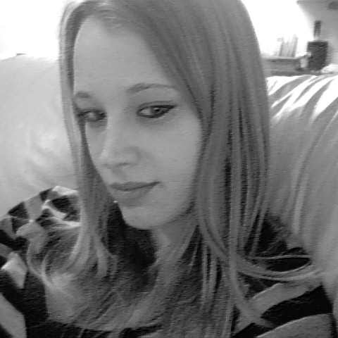 Amy Short Photo 42