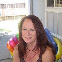 Suzanne Gates Photo 4