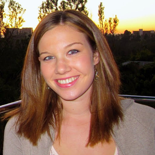 Kelly Clayton Photo 30