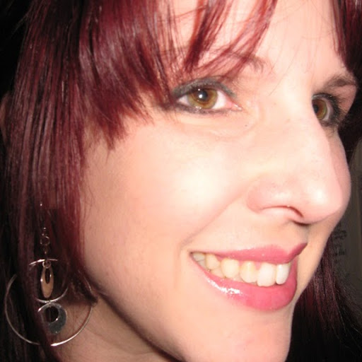 Michelle Garnett Photo 15