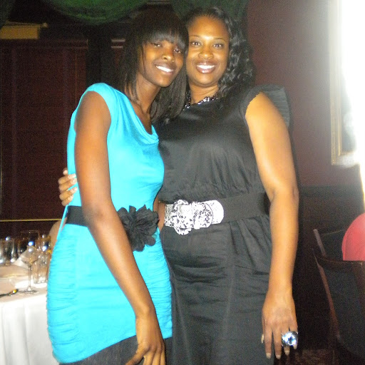 Renee Mccoy Photo 7