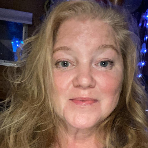 Dana Brooks Photo 19