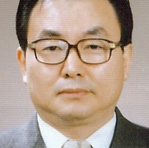Moon Cho Photo 9