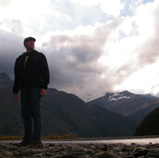 Russell Taylor Photo 37
