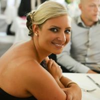 Julia Hager Photo 16