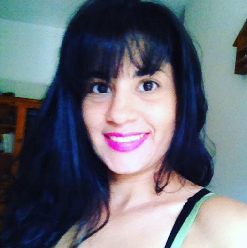 Nadia Molina Photo 15