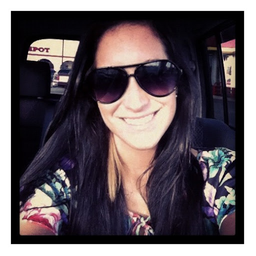 Jenny Currier Photo 18
