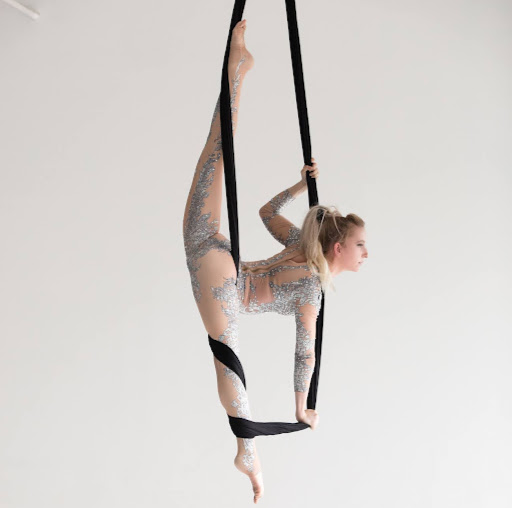 Samantha Marsh Photo 5