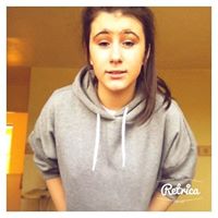 Molly Sharp Photo 18