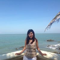 Nancy Trinh Photo 30