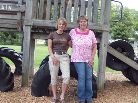 Melanie Wilson Photo 45