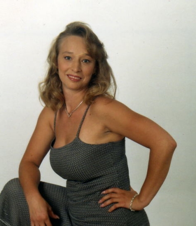 Tonya Brown Photo 26