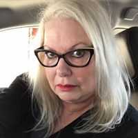 Elizabeth Grossman Photo 47