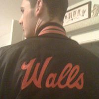 Jon Walls Photo 26