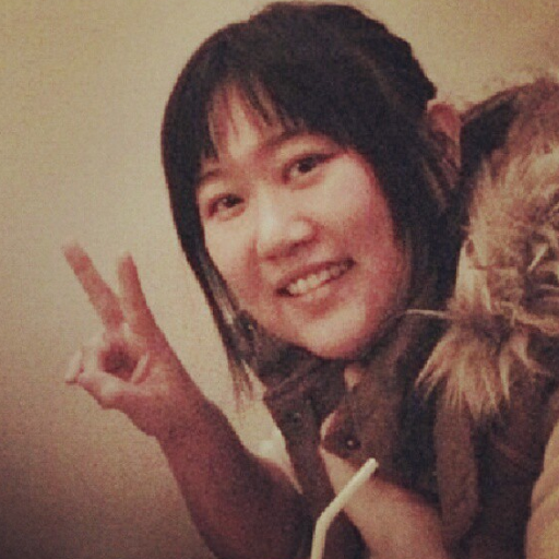 Julie Yang Photo 14