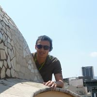 Charlie Huynh Photo 23