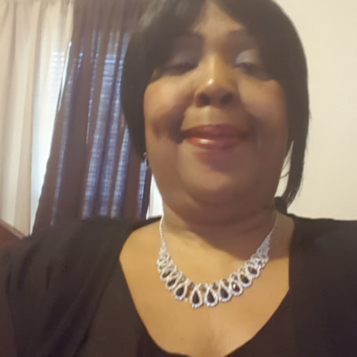 Carolyn Gaines Photo 30