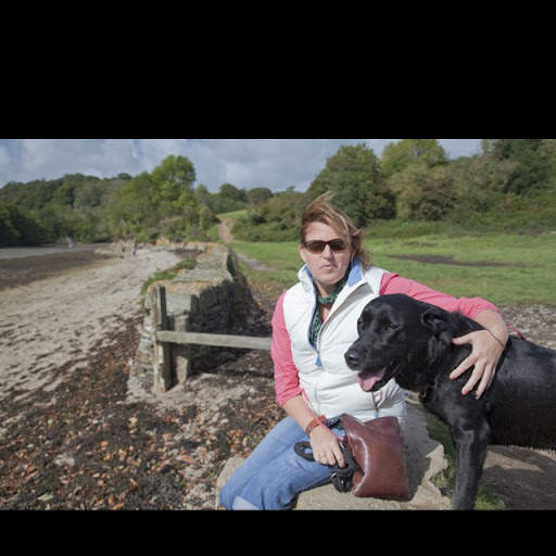 Helen Oliver Photo 9