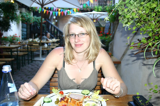 Julie Graff Photo 13