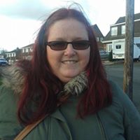 Helen Yates Photo 27