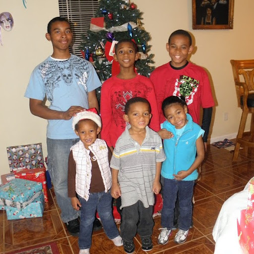 Henry Brooks Photo 36
