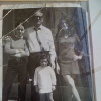 Ruth Warner Photo 30