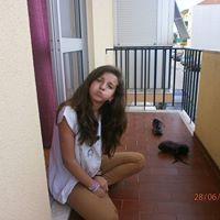 Alexandra Gomes Photo 11