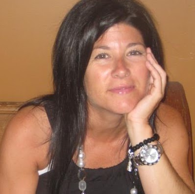 Anne Stuart Photo 19