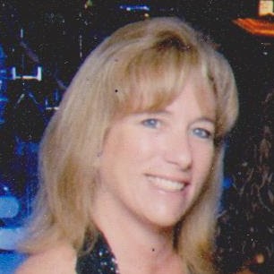 Carla Lowe Photo 6