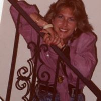 Debbie Warren Photo 29