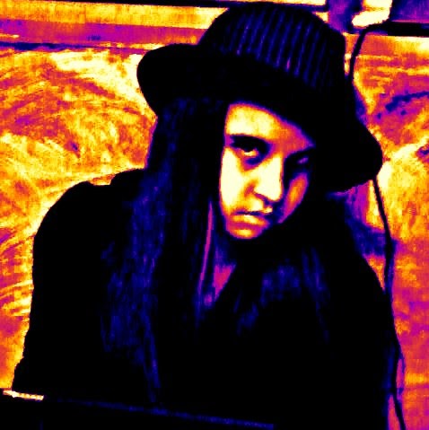 Julia Duarte Photo 23