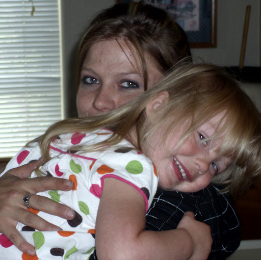 Julie Thiel Photo 20