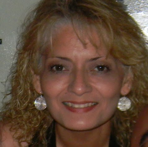 Lori Garcia Photo 26
