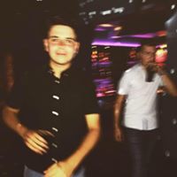 Charlie Stringer Photo 7