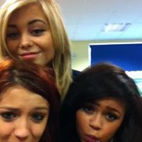Mollie Chapman Photo 11