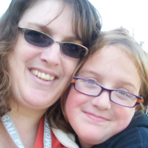 Catherine Lamb Photo 4