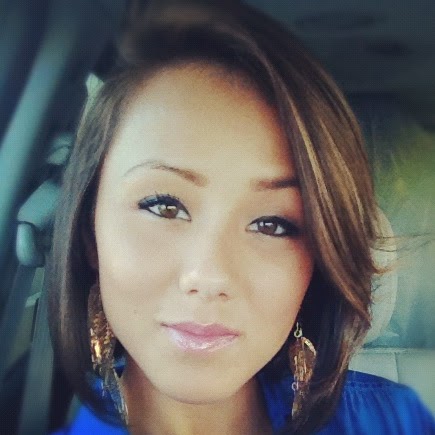 Heather Gonzalez Photo 34