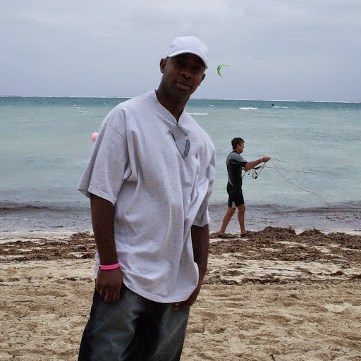 Julian Morgan Photo 15
