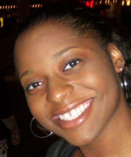 Raven Brown Photo 32
